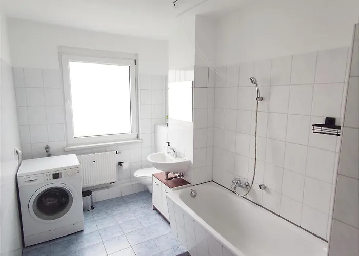 Lejlighed Eigene Erdgeschosswohnung In *